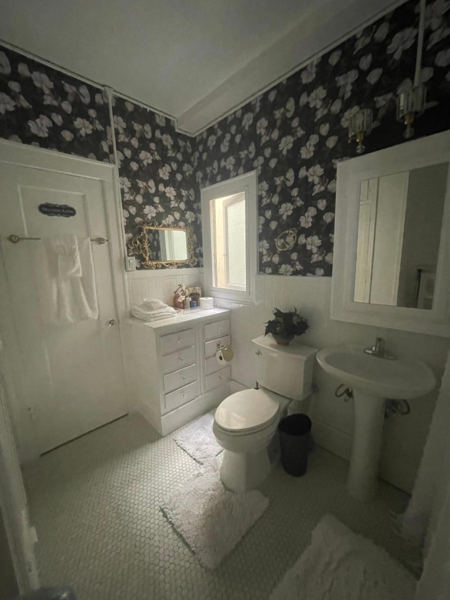 Apartamento Your Penthouse Ocean View With Lights And Queen Mary Too