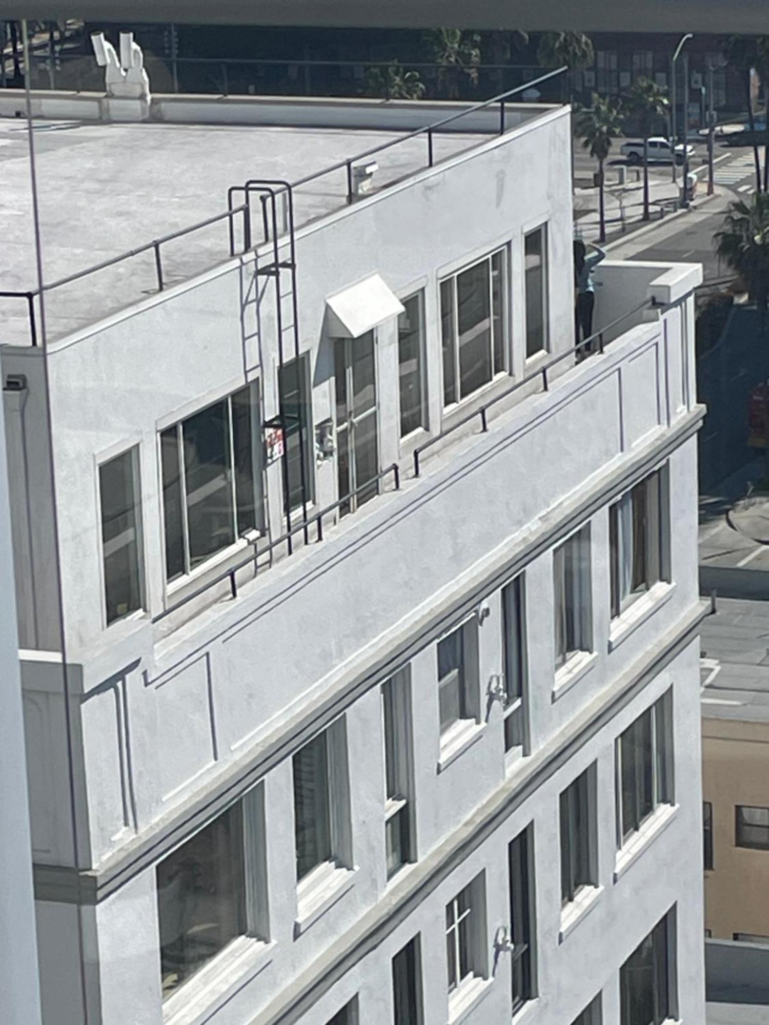 Your Penthouse Ocean View With Lights And Queen Mary Too *